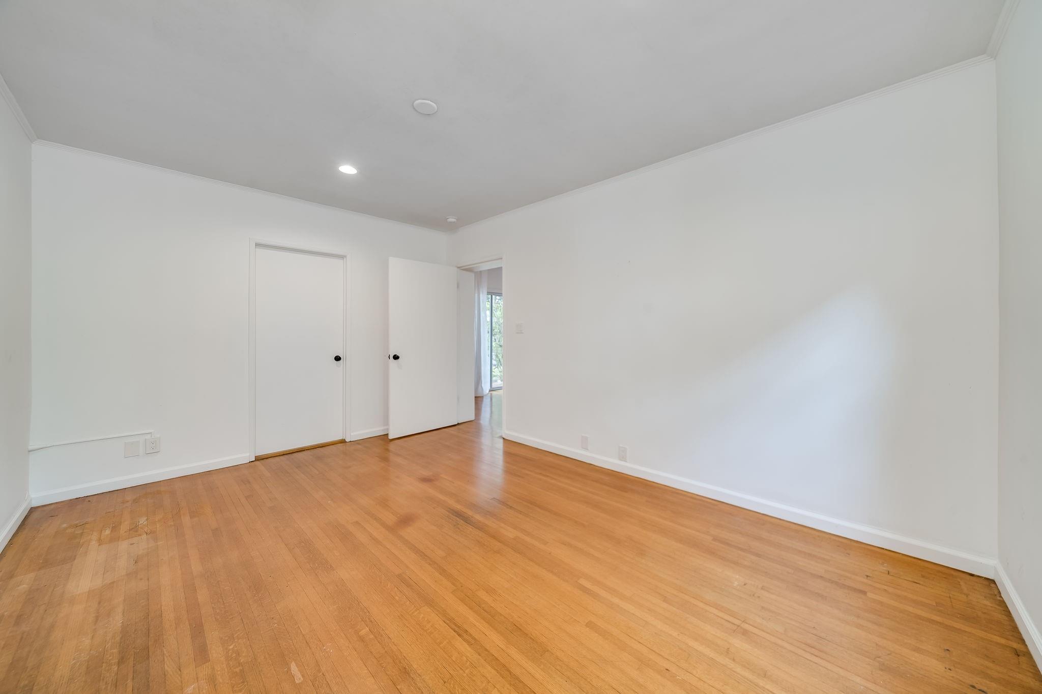 Idlewyld 1-19 B - Residential