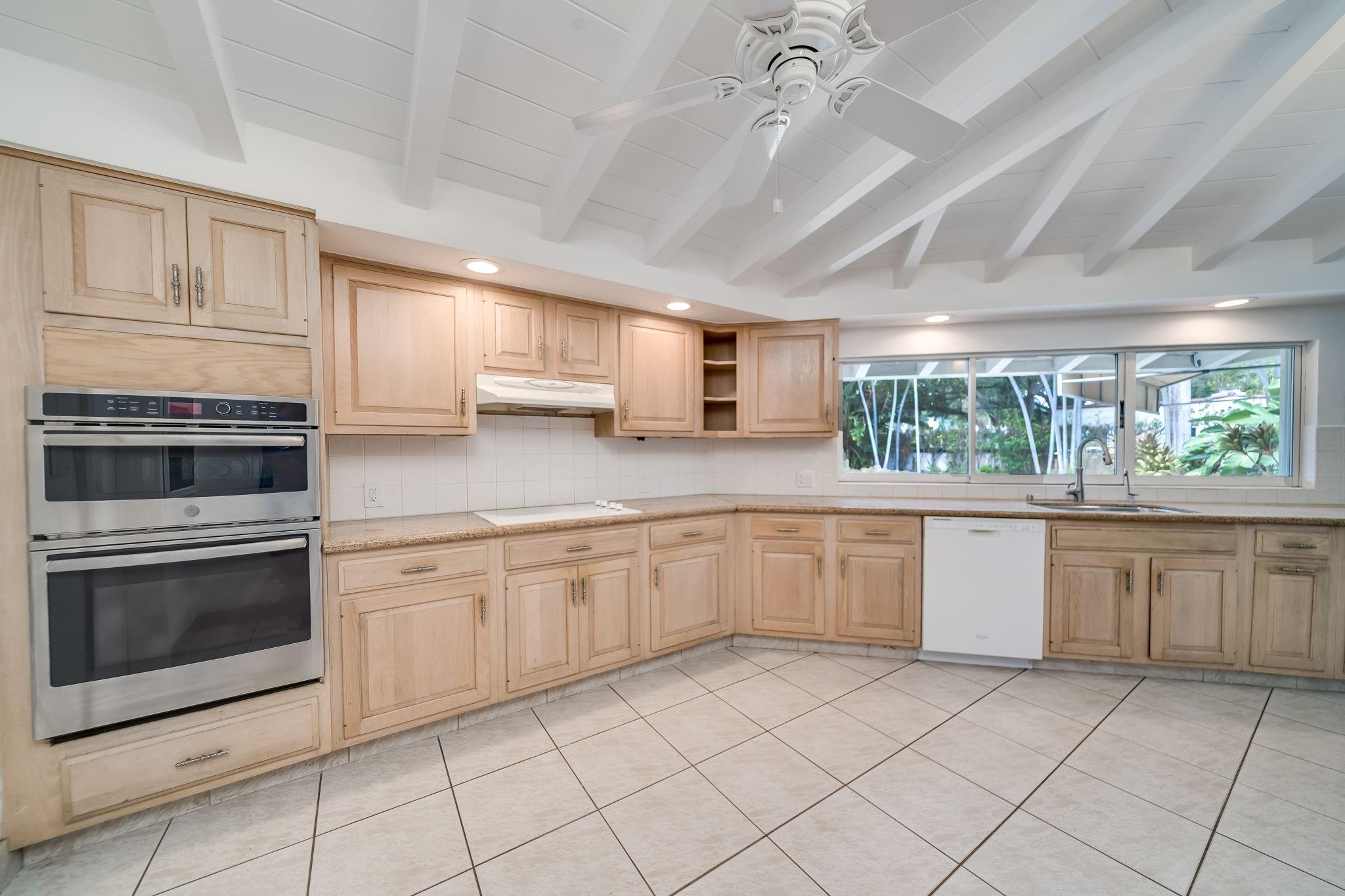 Idlewyld 1-19 B - Residential