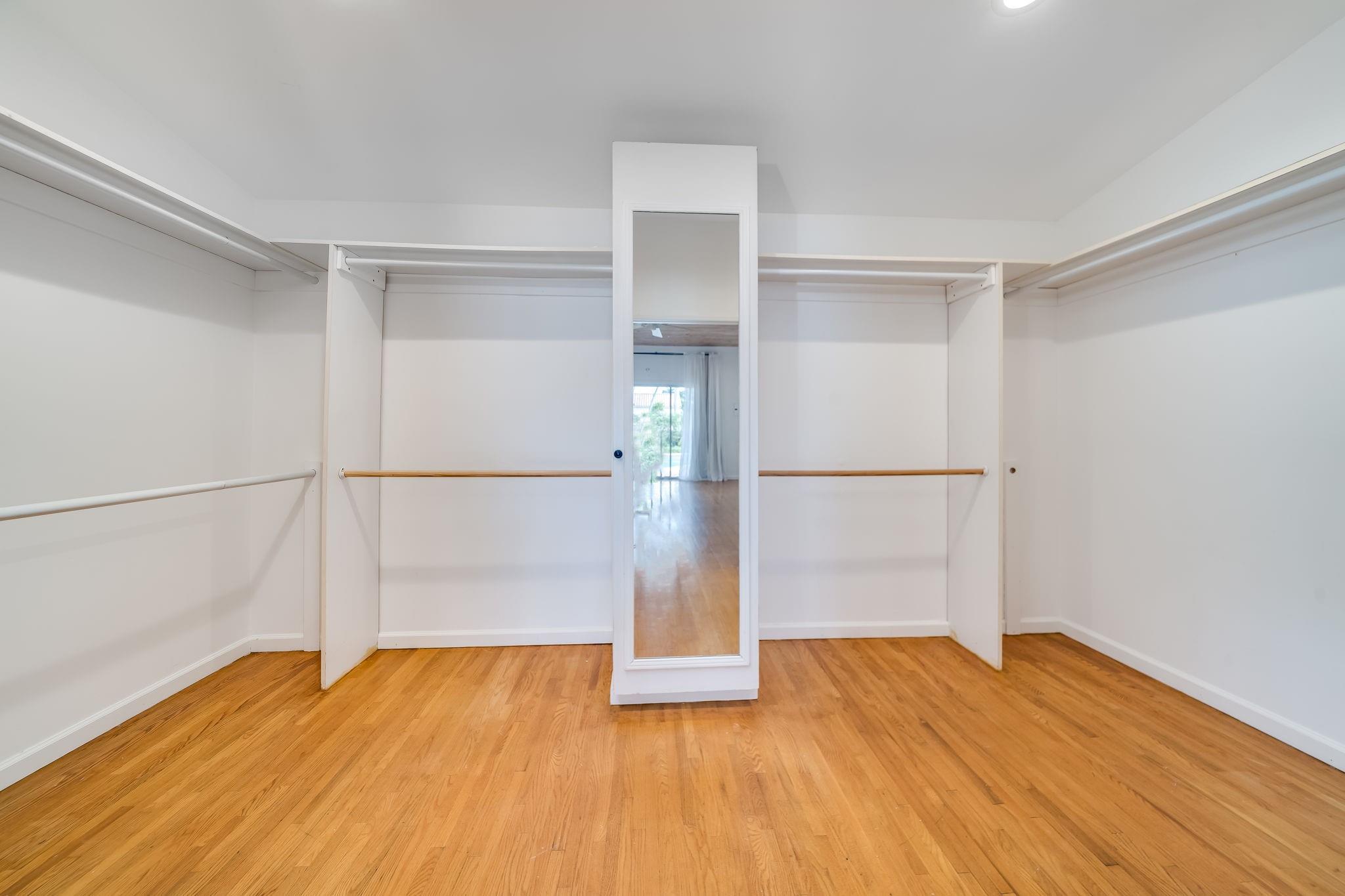 Idlewyld 1-19 B - Residential