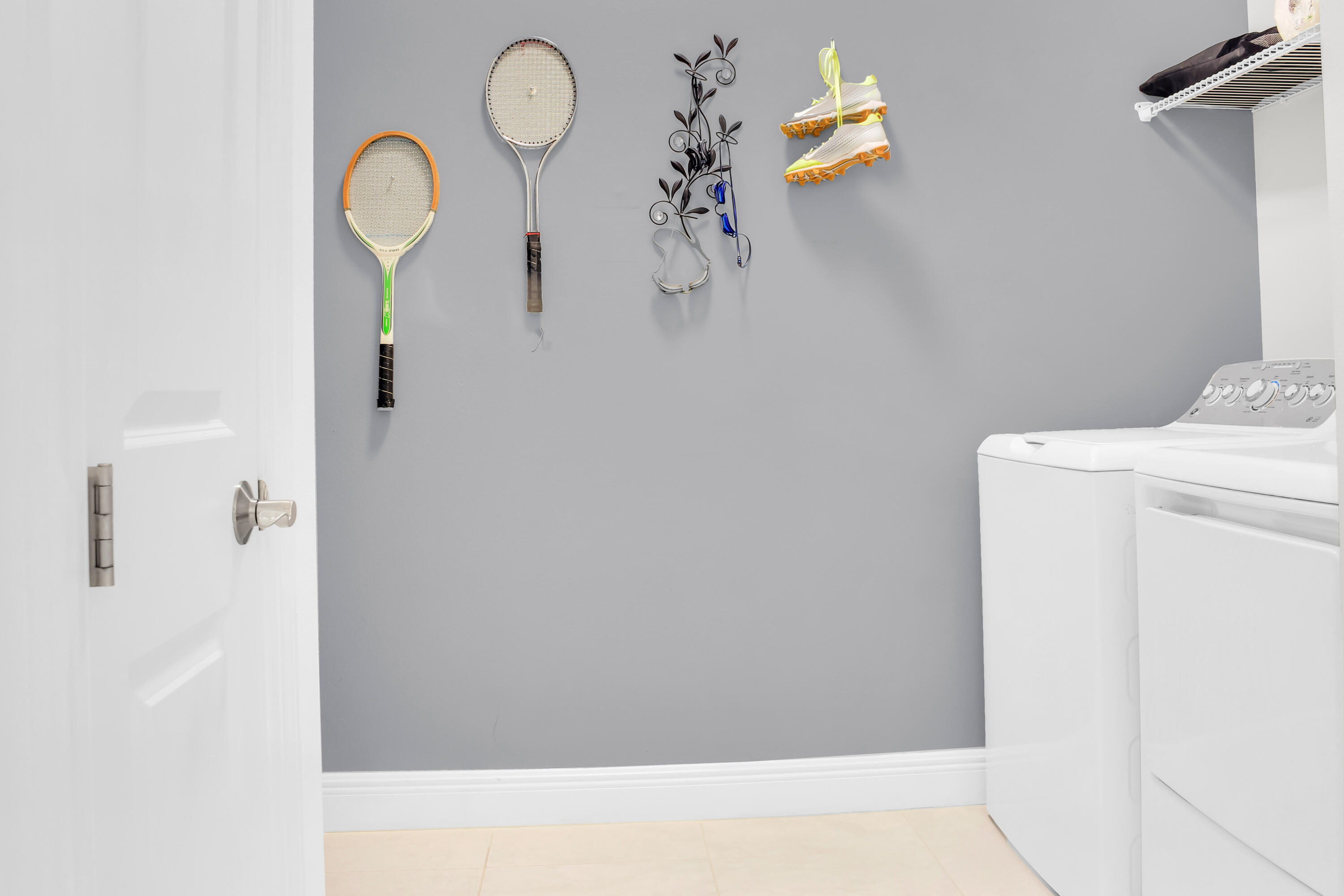 CRESSWIND PALM BEACH - Residential