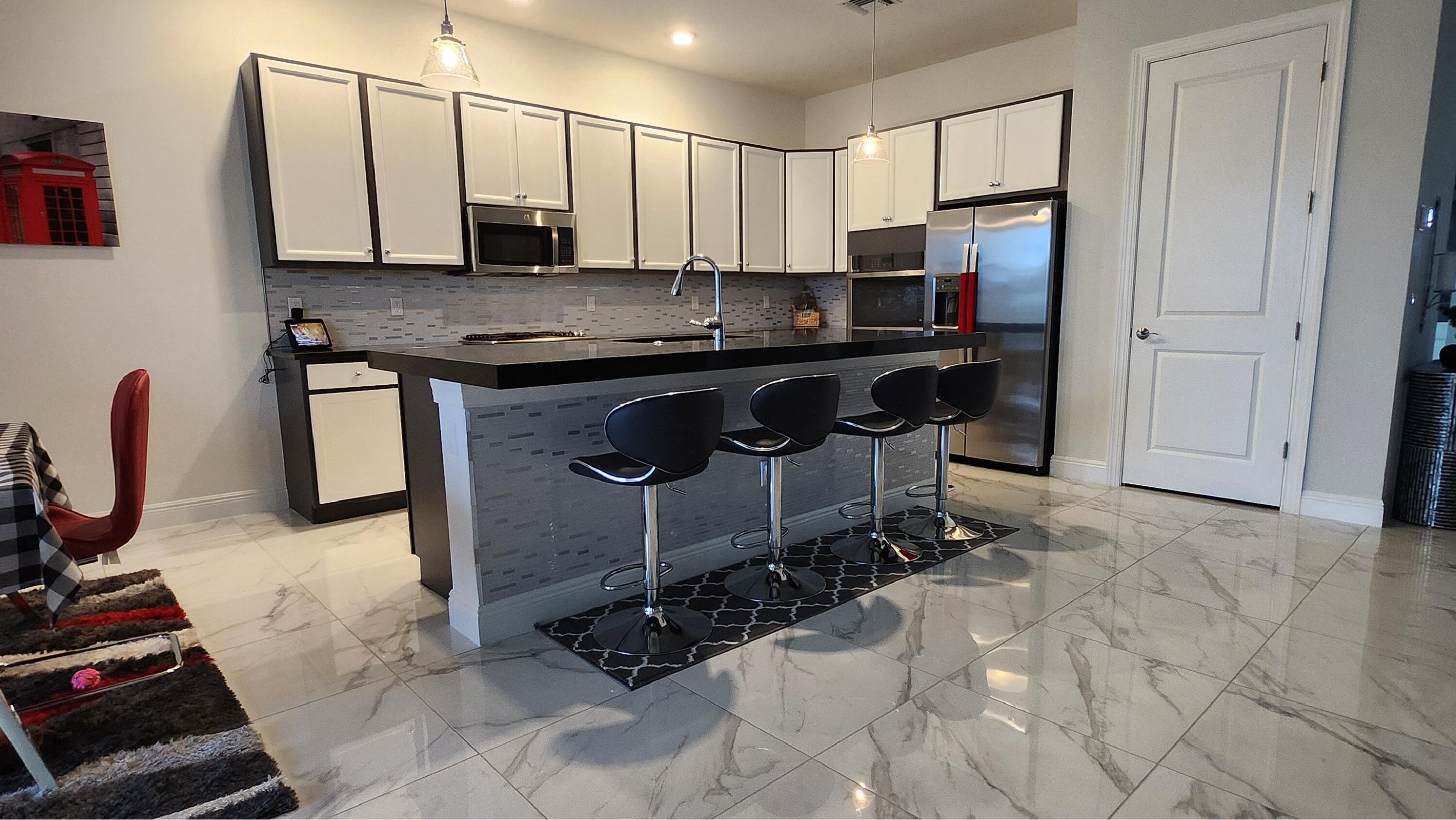 CRESSWIND PALM BEACH - Residential