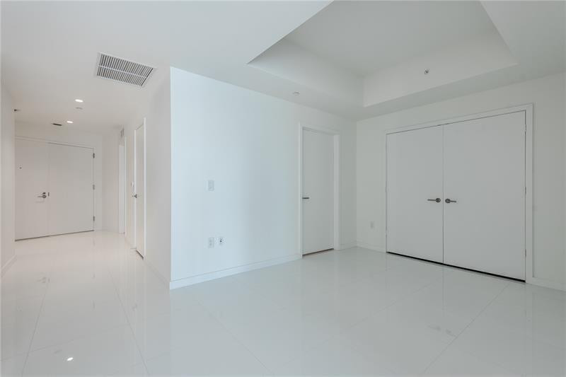 Paramount world center - Residential