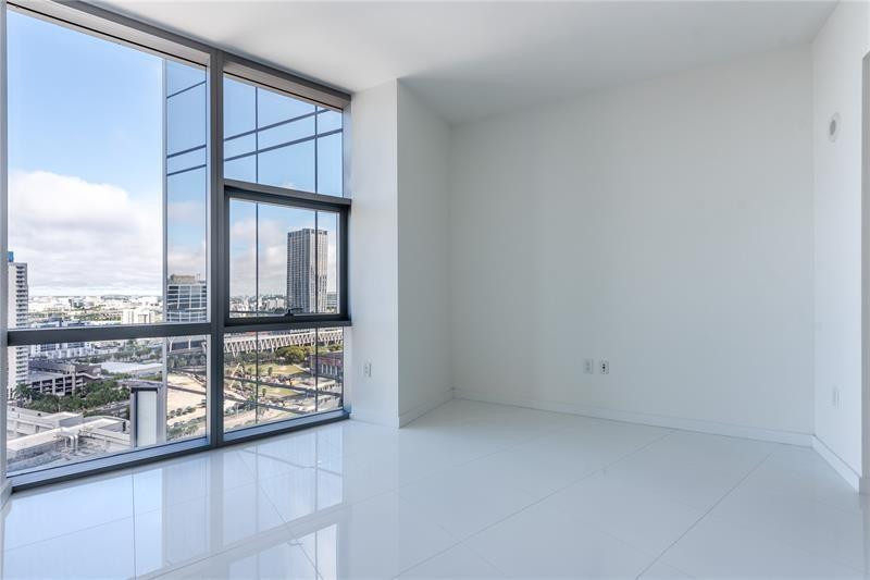 Paramount world center - Residential