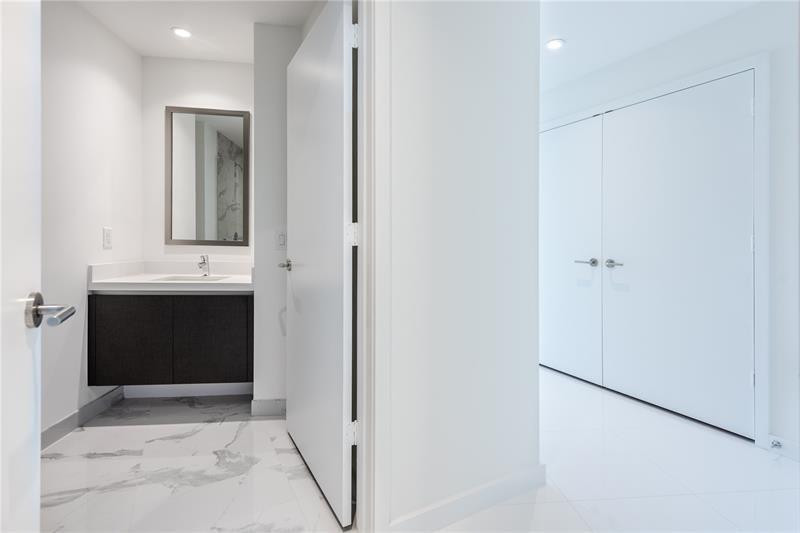 Paramount world center - Residential