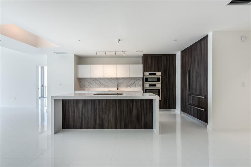 Paramount world center - Residential