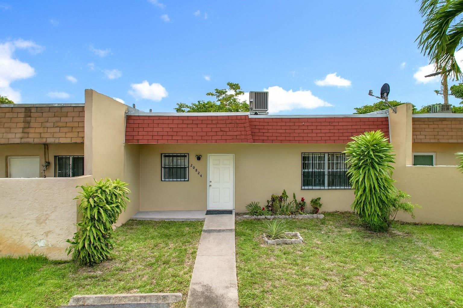 Move-In Ready Townhouse in Miami Gardens! No HOA, no pet restrictions!
This updated 2 bed, 2 bath townhouse has everything you need — a remodeled kitchen with granite countertops, newer roof, A/C, and water heater (all just 4 years old).
Located super close to Hard Rock Stadium and Calder Casino, it’s perfect for anyone who wants to be near the action.
Whether you’re a first-time buyer or just looking for a low-maintenance place to call home, this one’s a solid find.