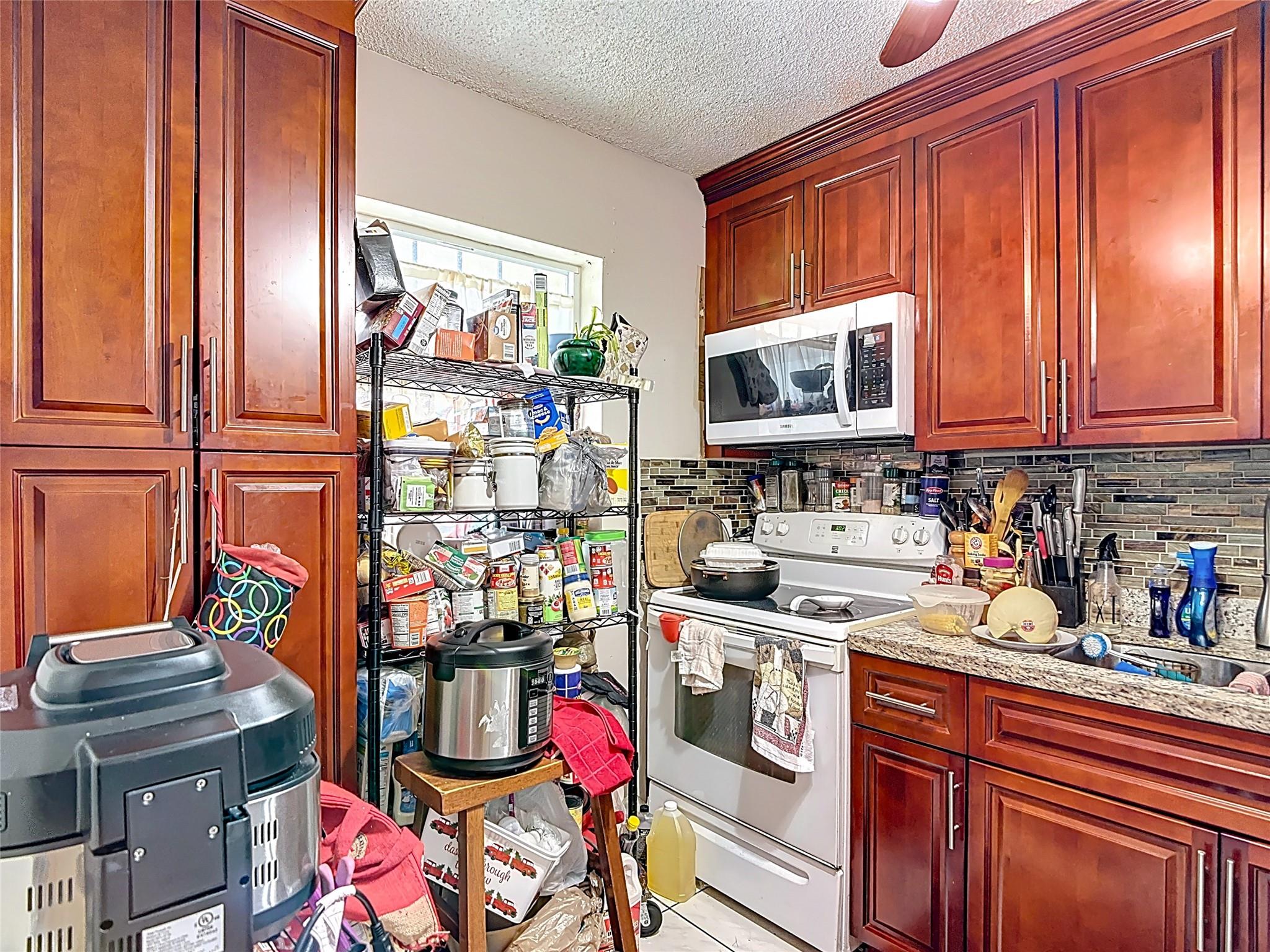 20824 NW 25th Ave 0, Miami Gardens, FL, 33056/$325,000 4 20824 NW 25th Ave 0