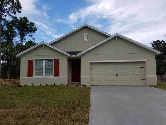 Beautiful 4 bedrooms . 2 bathrooms new construction home. Close to commercial area, and both highways. Close to Sams, Walmart, Traditions. Good school district .