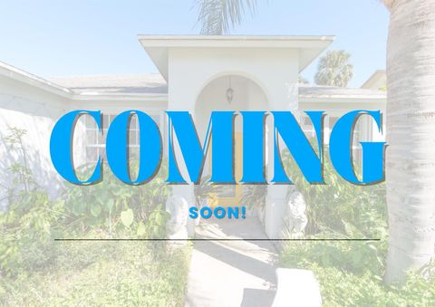1034 Salmon Isle Greenacres FL 33413