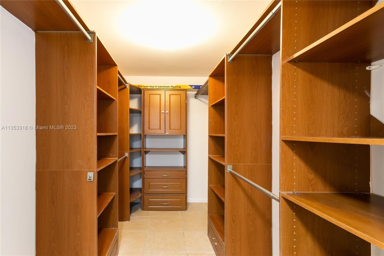 LANDS OF THE PRESIDENT CO - Residential Lease