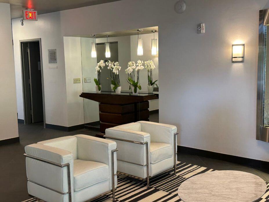 LANDS OF THE PRESIDENT CO - Residential Lease