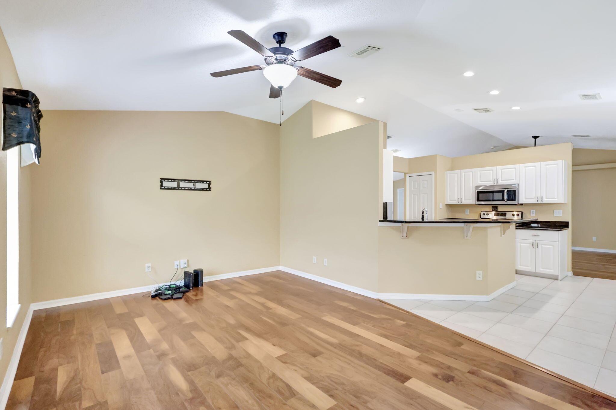 PORT ST LUCIE SECTION 48 - Residential