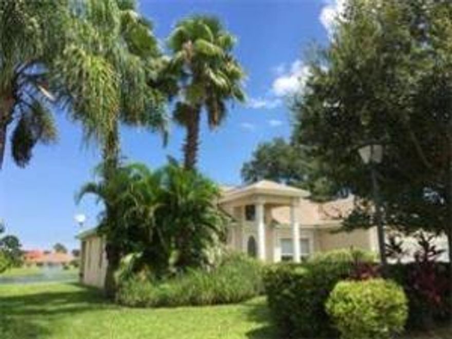 THE PRESERVE :LOVELY GATED COMMUNITY LOCATED IN SOUTH VERO. THIS HOME OFFERS 3 BEDROOMS, 2 BATHS, FORMAL DINING ROOM, LIVING ROOM AND FAMILY ROOM, GRANITE COUNTER TOPS, TILE IN MAIN AREAS, CARPET IN BEDROOMS. *TENANT OCCUPIED UNTIL 10/31/15AT LEAST 24 HR NOTICE-TENANT OCCUPIPED