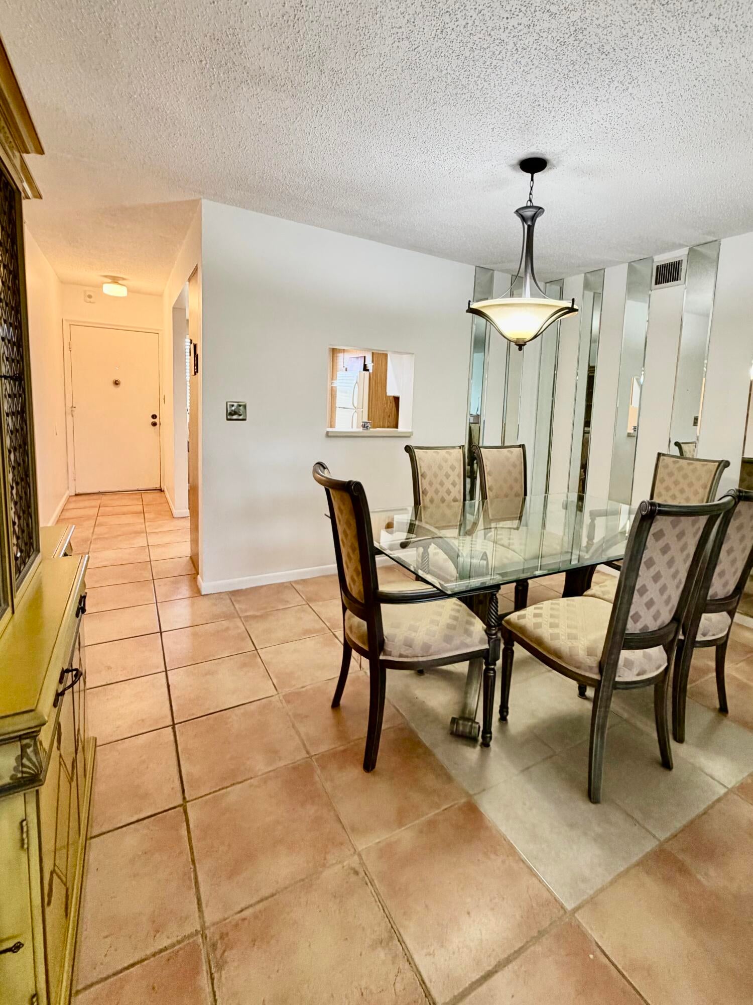 2101 Lucaya Bend