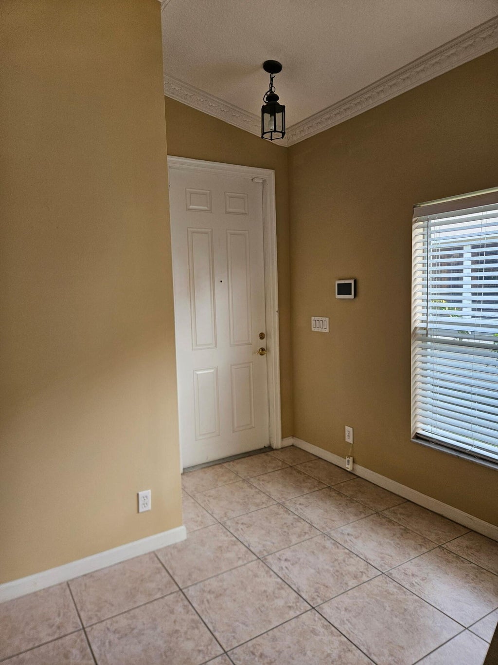 Photo of 394 NW BREEZY POINT Loop, Port Saint Lucie, FL 34986 (MLS # B26069663)