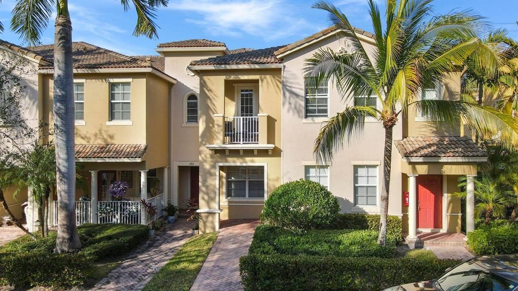 Photo of 121 Seagrape Drive #101, Jupiter, FL 33458 (MLS # R10796195)