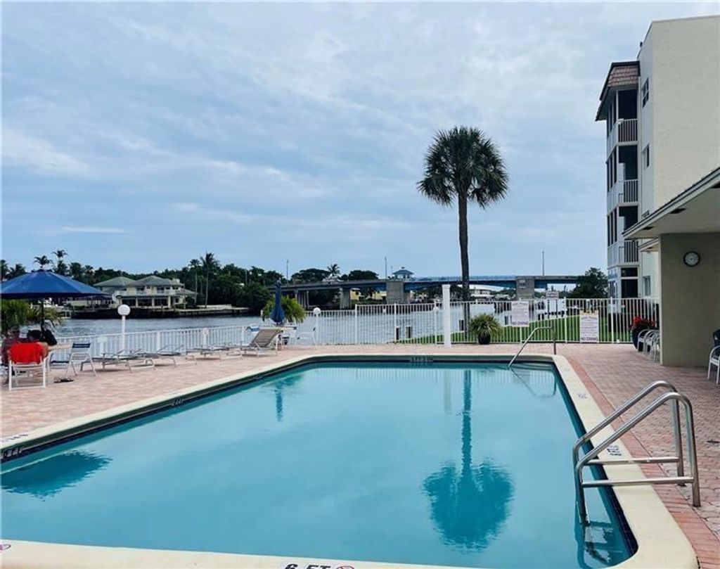 Photo of 624 Snug Harbor Drive #B 7, Boynton Beach, FL 33435 (MLS # F10456033)