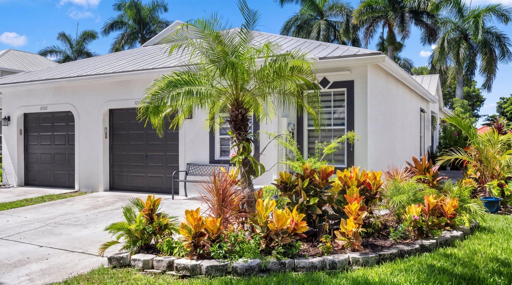 Photo of 10761 PELICAN Drive, Wellington, FL 33414 (MLS # B26064451)