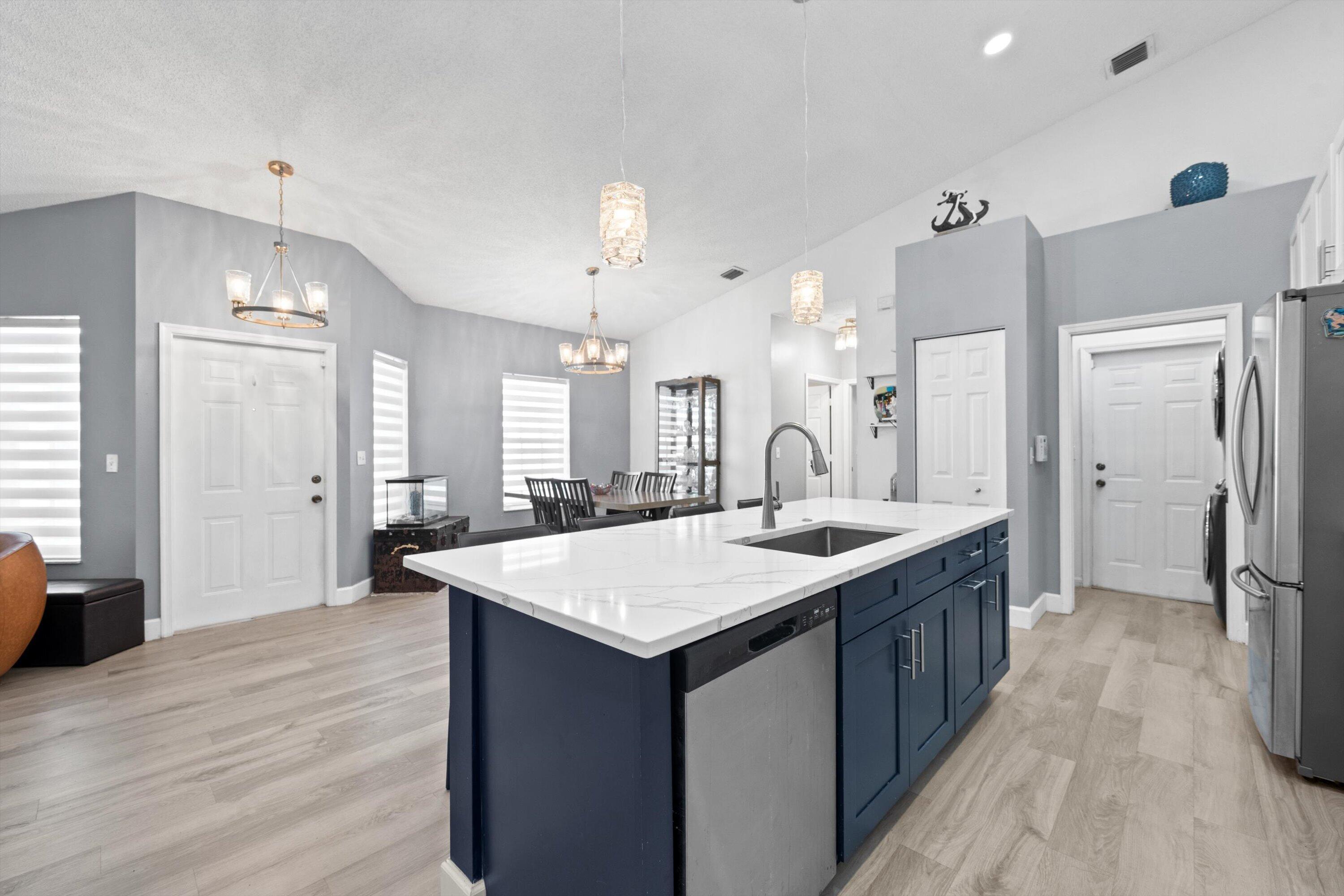 Properties 10761 PELICAN Drive