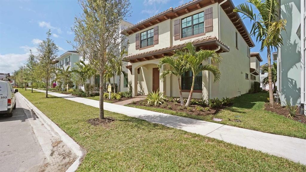 Photo of 13404 Bernoulli Way, Palm Beach Gardens, FL 33418 (MLS # R10850778)