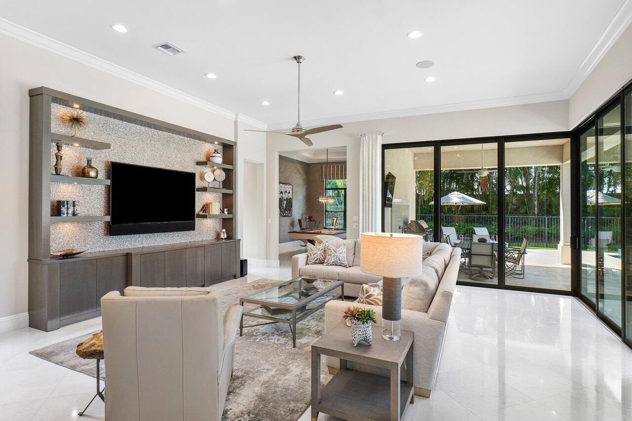 Seven Bridges - Residential