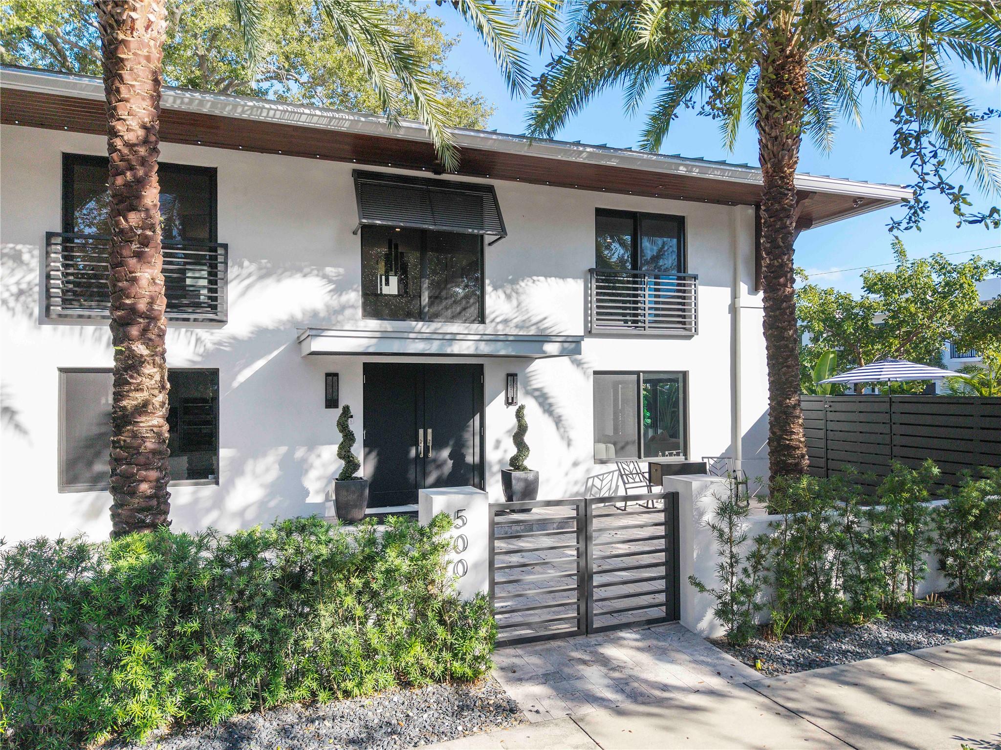 Las Olas Park Corr 6-12 B - Residential