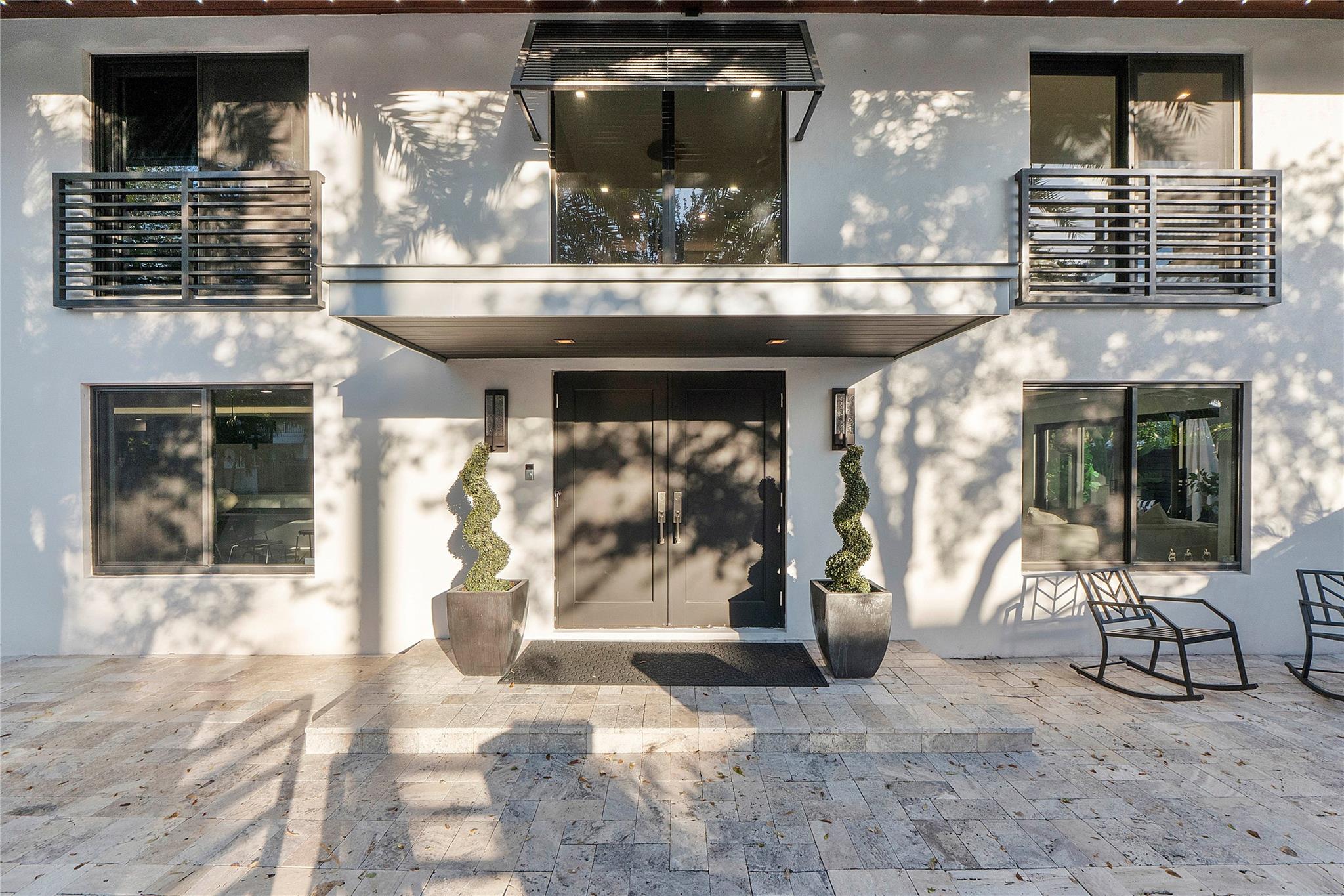 Las Olas Park Corr 6-12 B - Residential