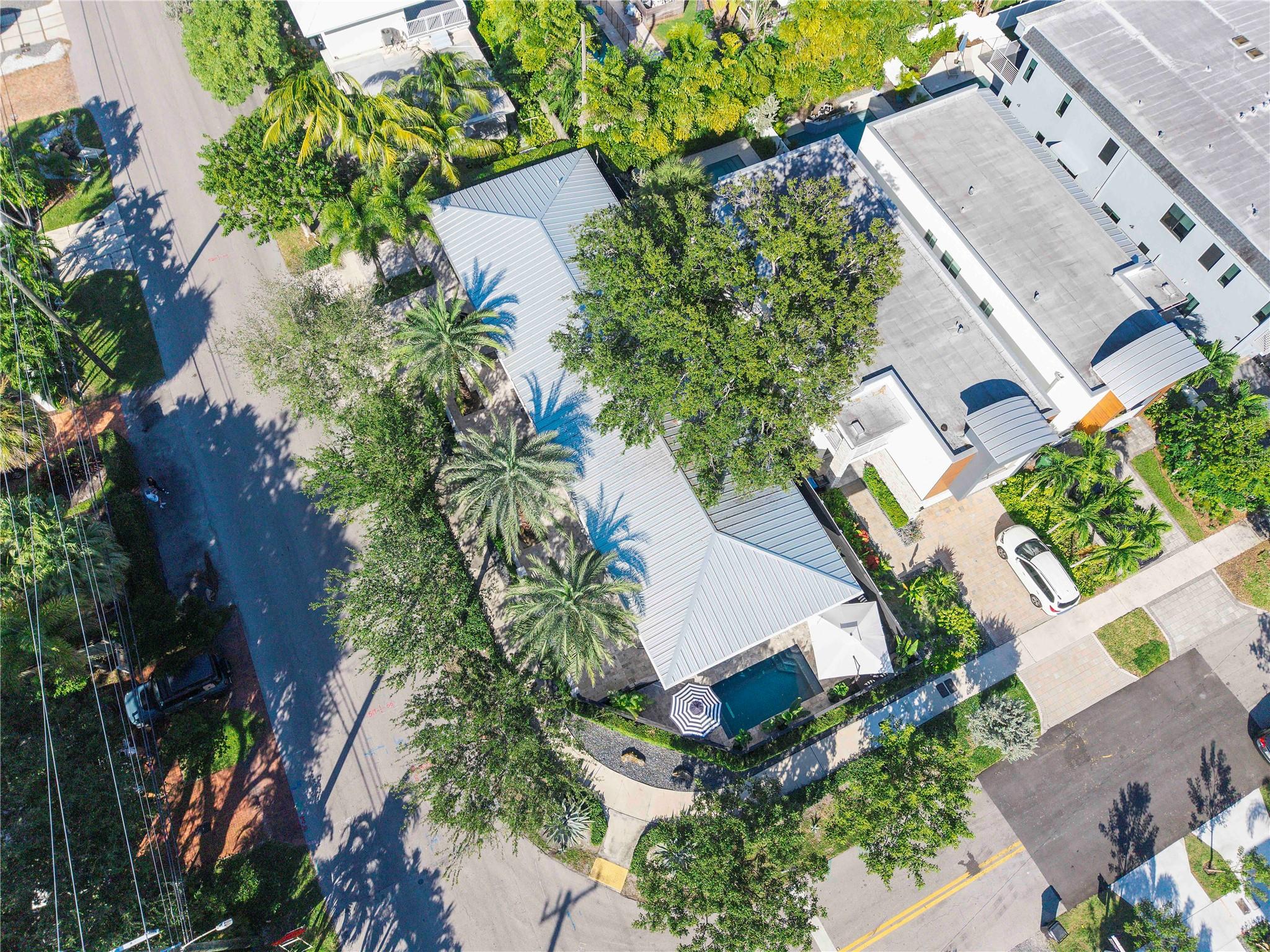 Las Olas Park Corr 6-12 B - Residential