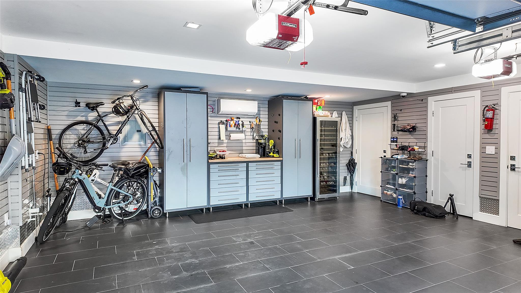 Las Olas Park Corr 6-12 B - Residential