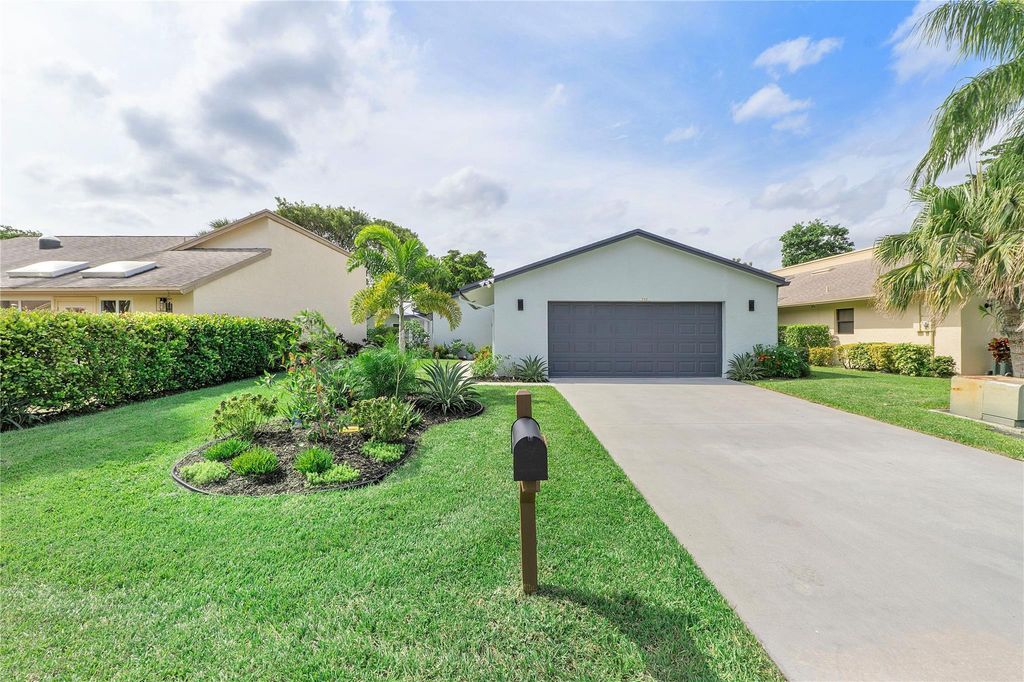 Photo of 782 NW 31st Avenue, Delray Beach, FL 33445 (MLS # F10467243)