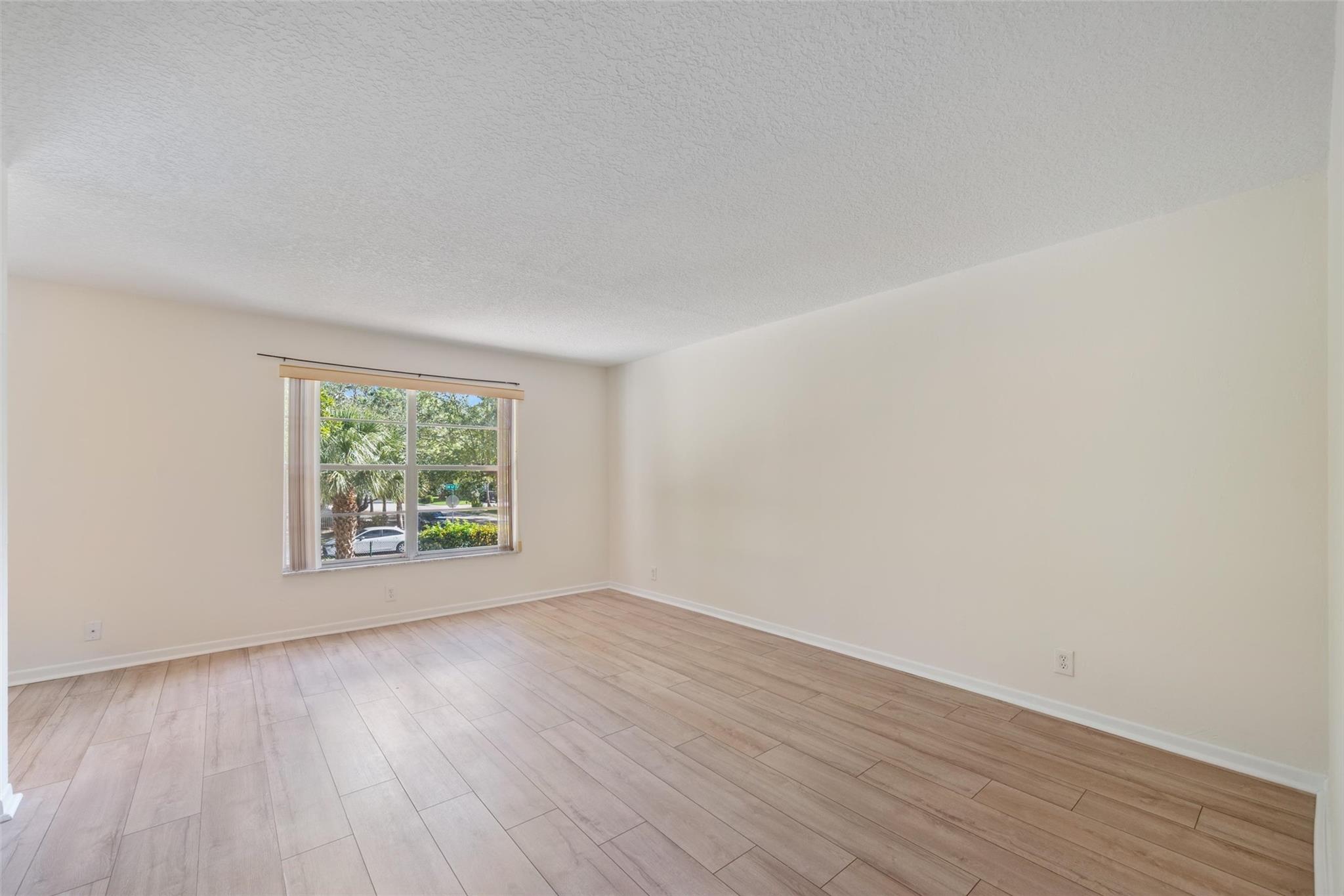 Nova Townhouses - Residential