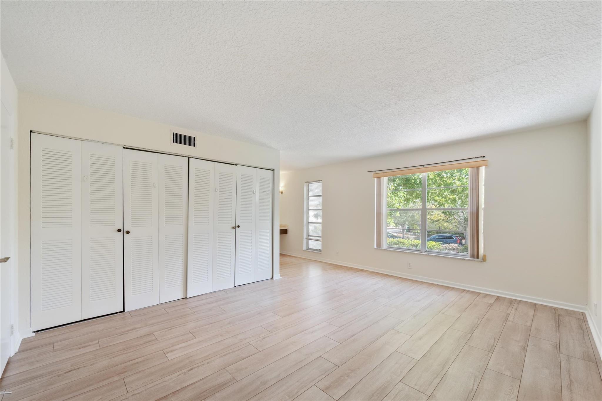 Nova Townhouses - Residential