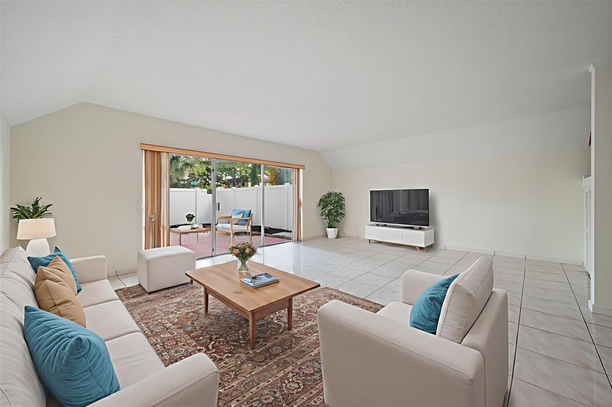 Nova Townhouses - Residential