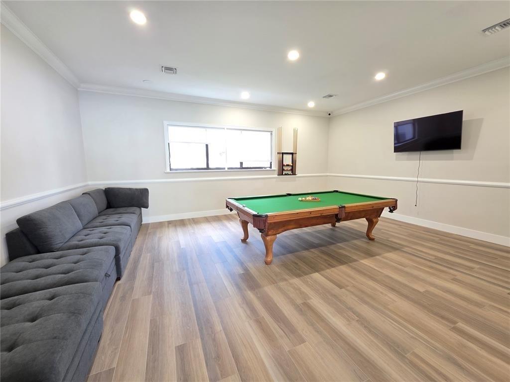 ROYAL GRAND CONDO - Residential