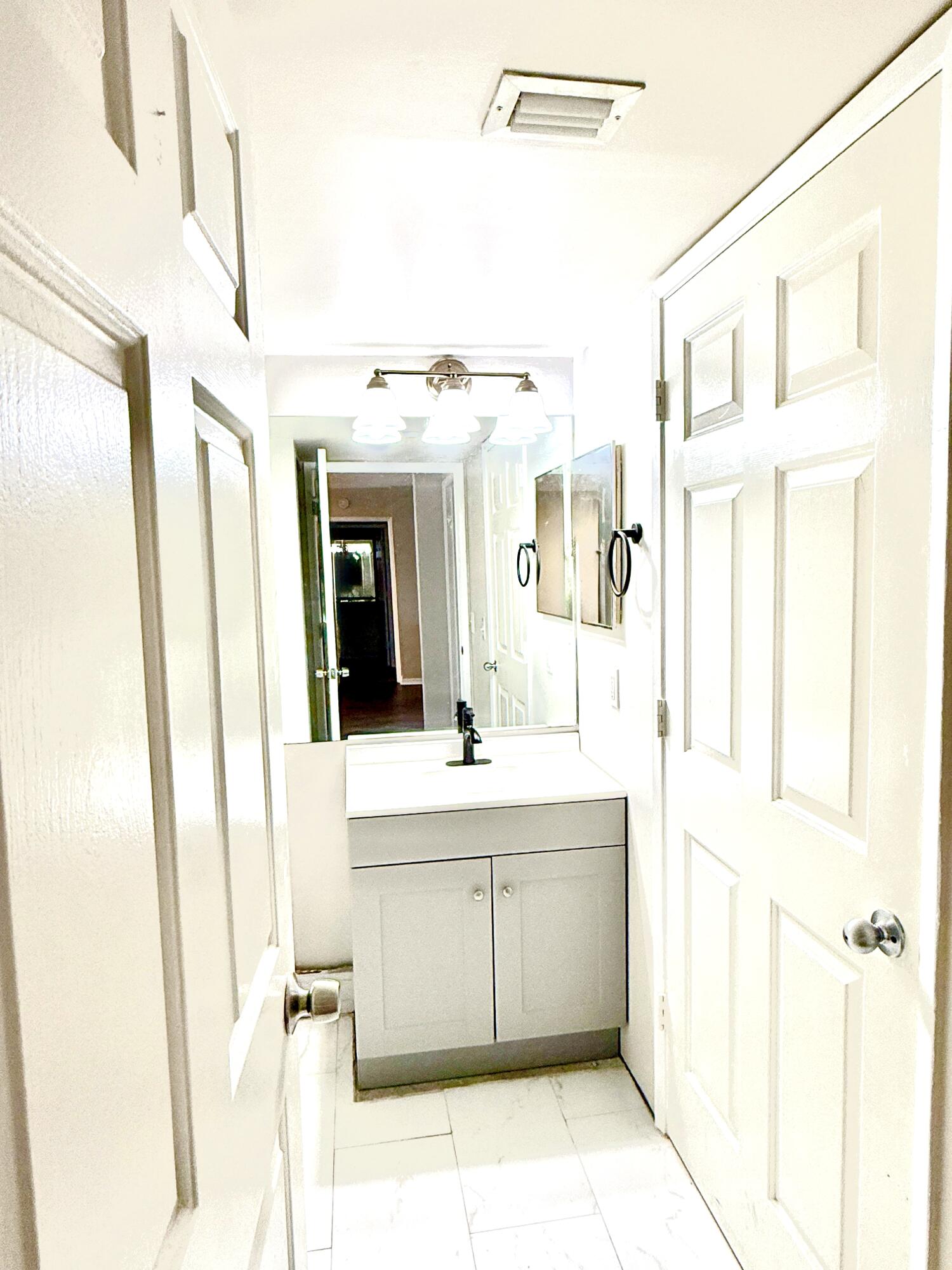 ROYAL GRAND CONDO - Residential