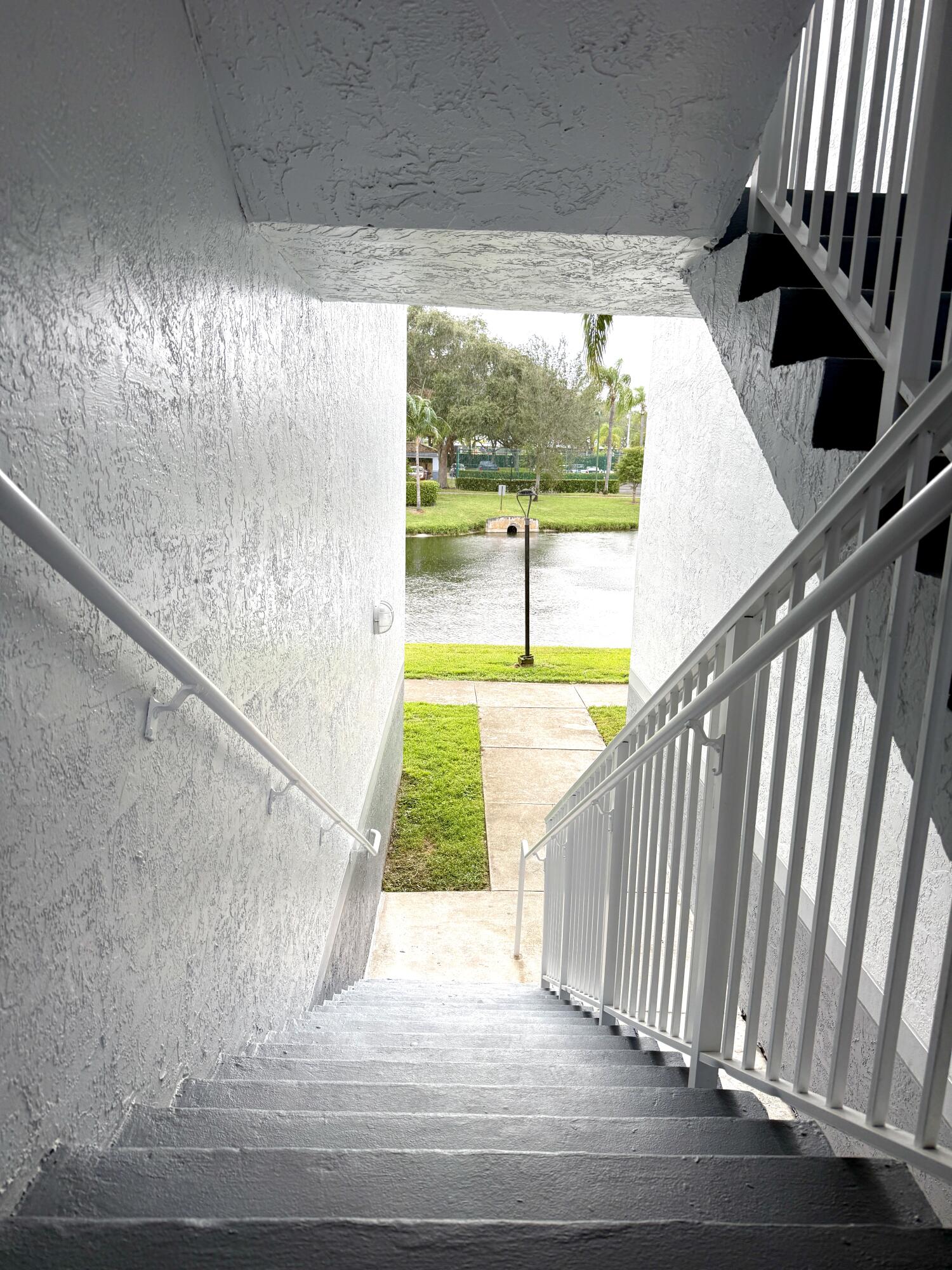 ROYAL GRAND CONDO - Residential