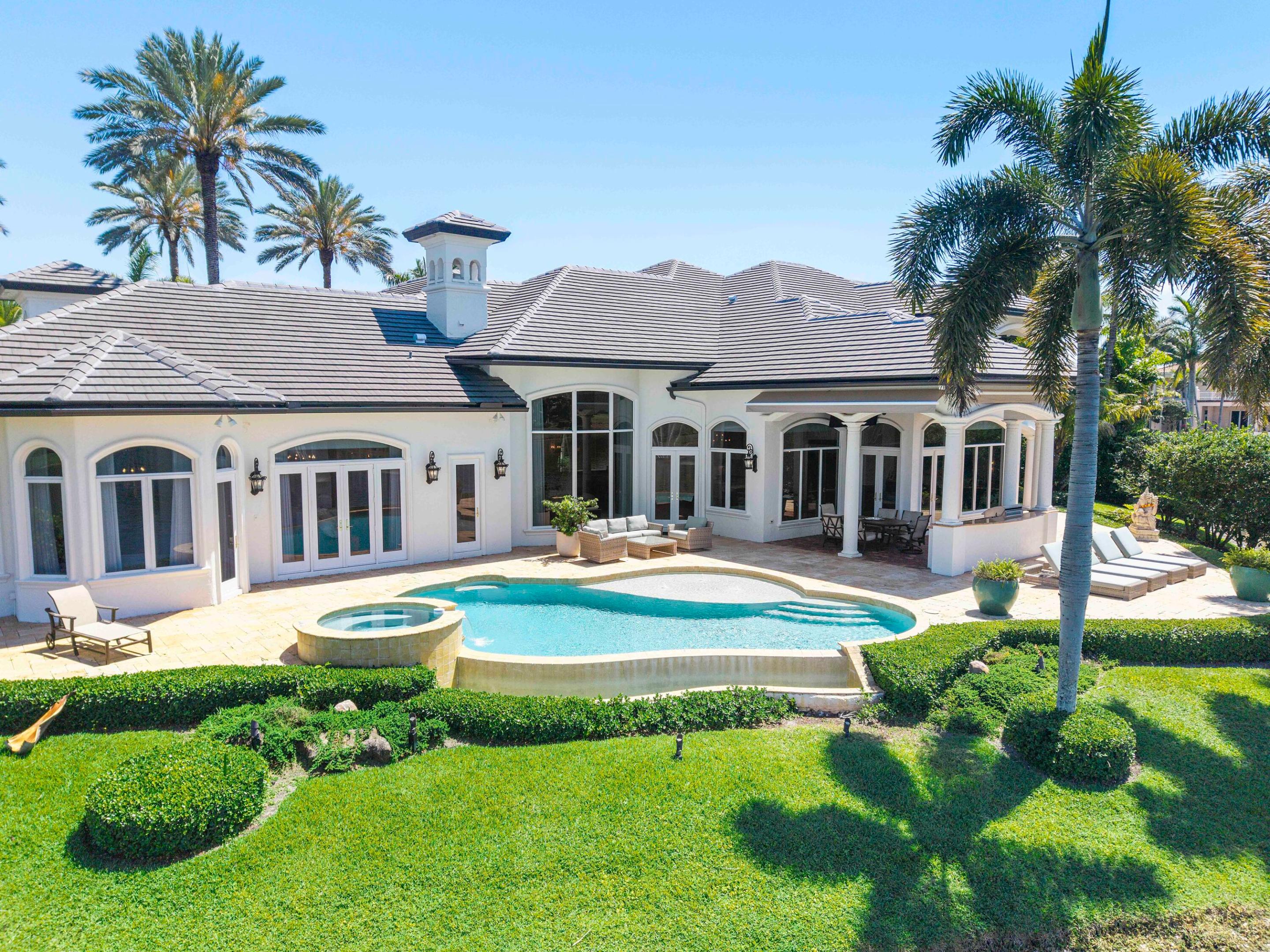 ENCLAVE - Residential