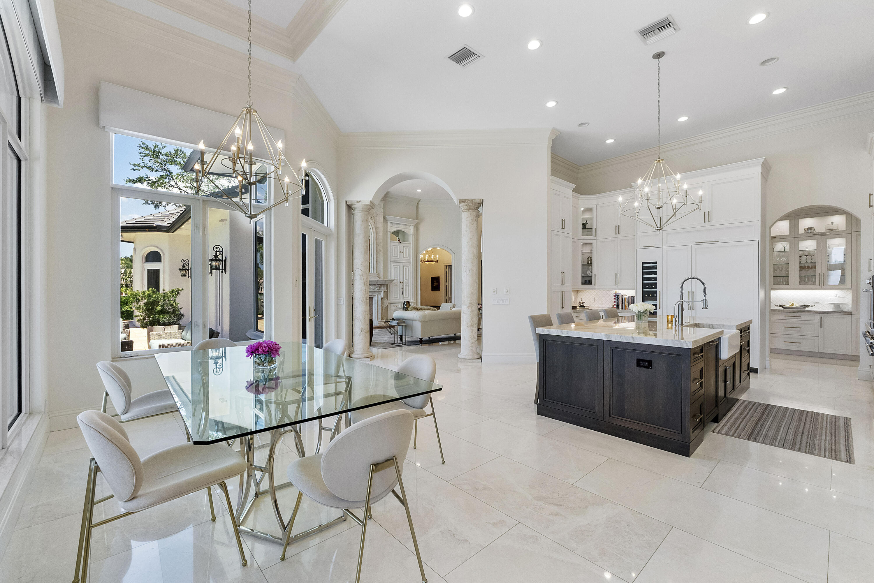 ENCLAVE - Residential