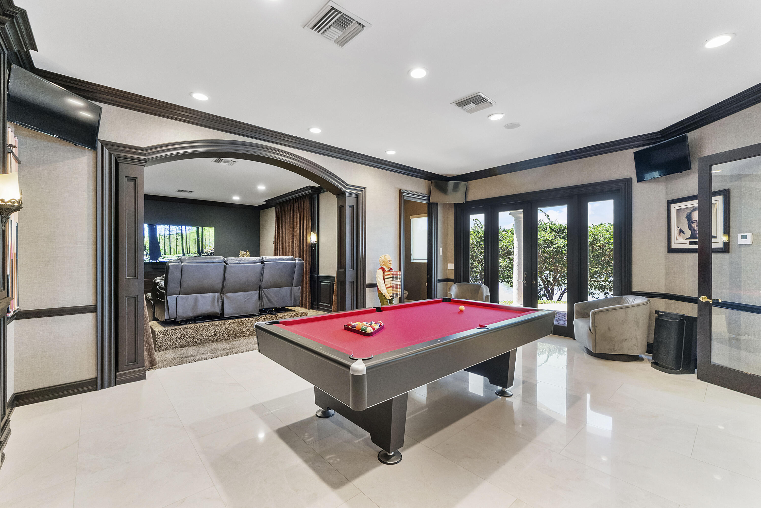 ENCLAVE - Residential
