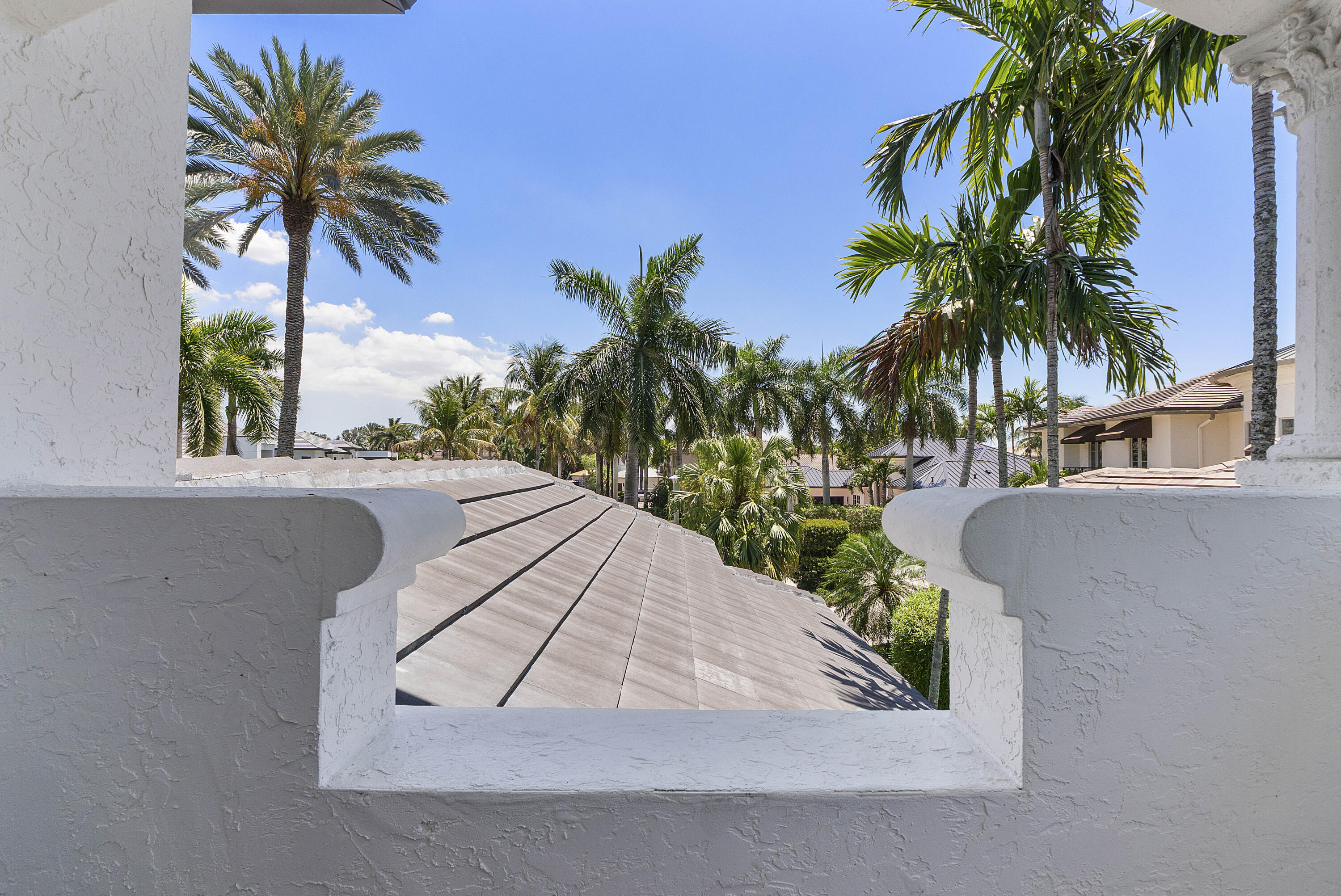 ENCLAVE - Residential