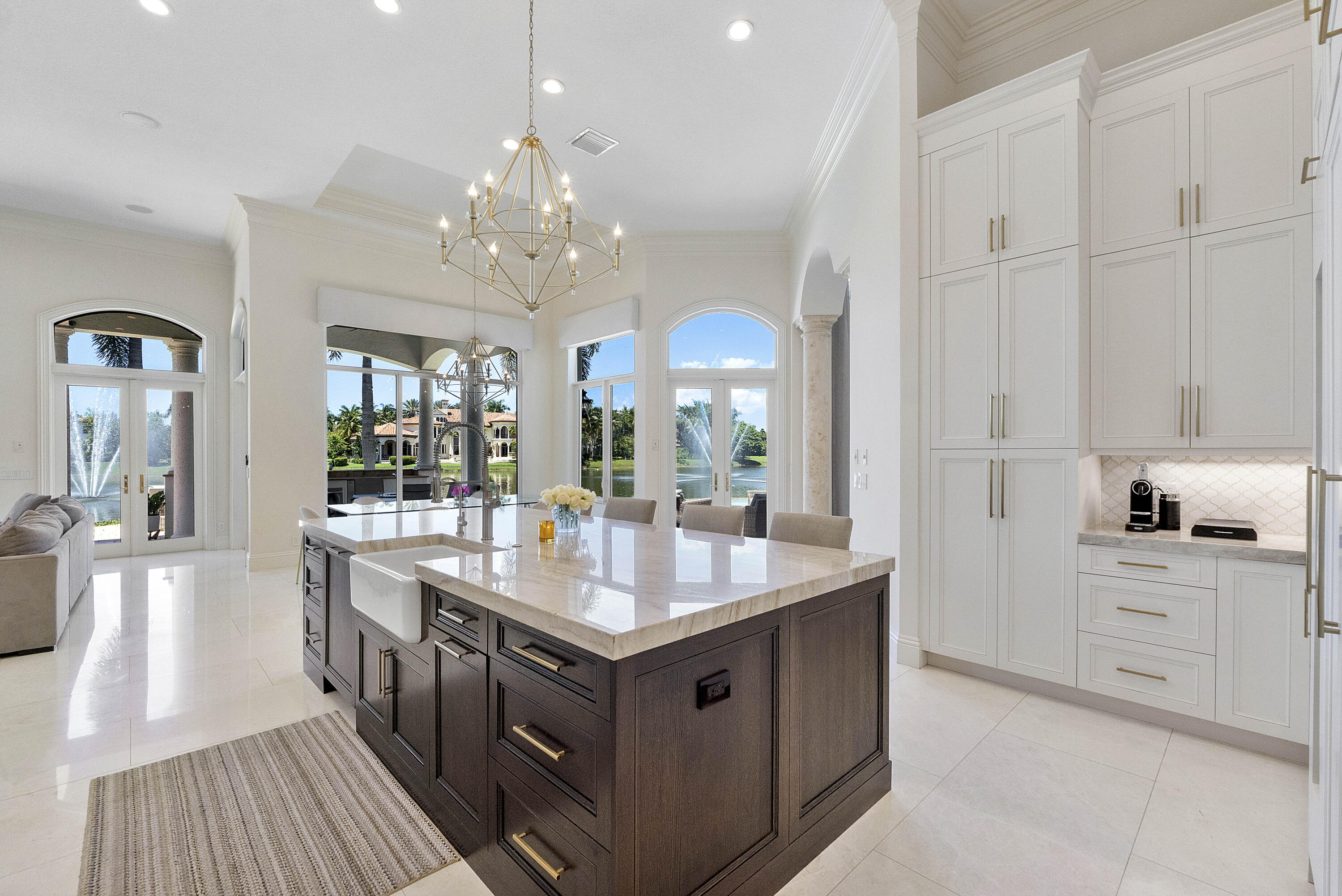 ENCLAVE - Residential