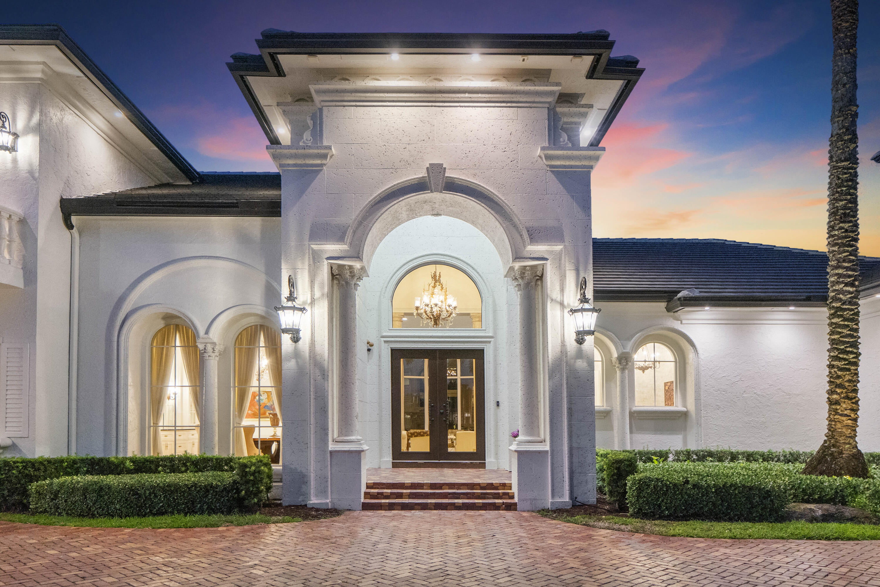 ENCLAVE - Residential
