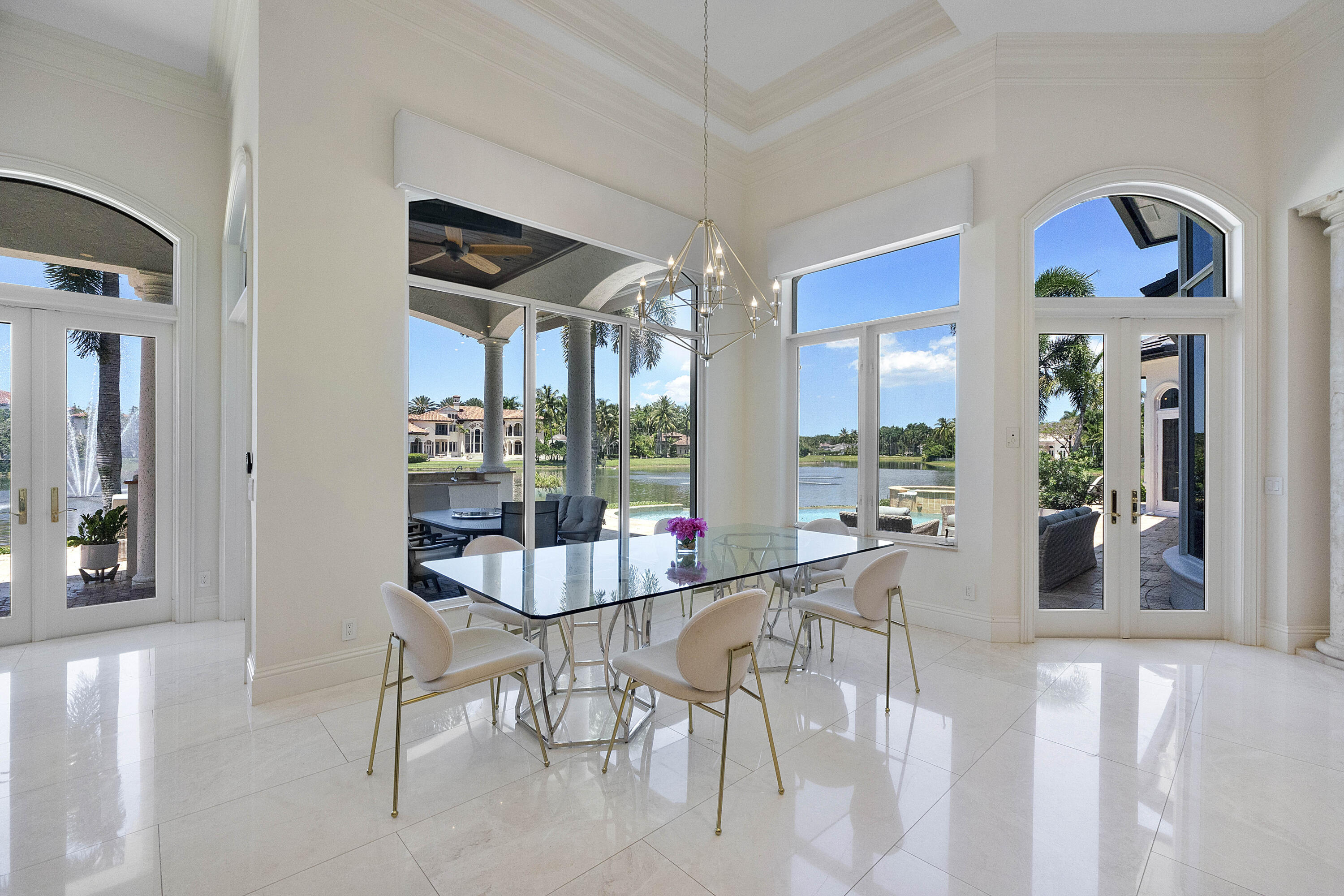 ENCLAVE - Residential