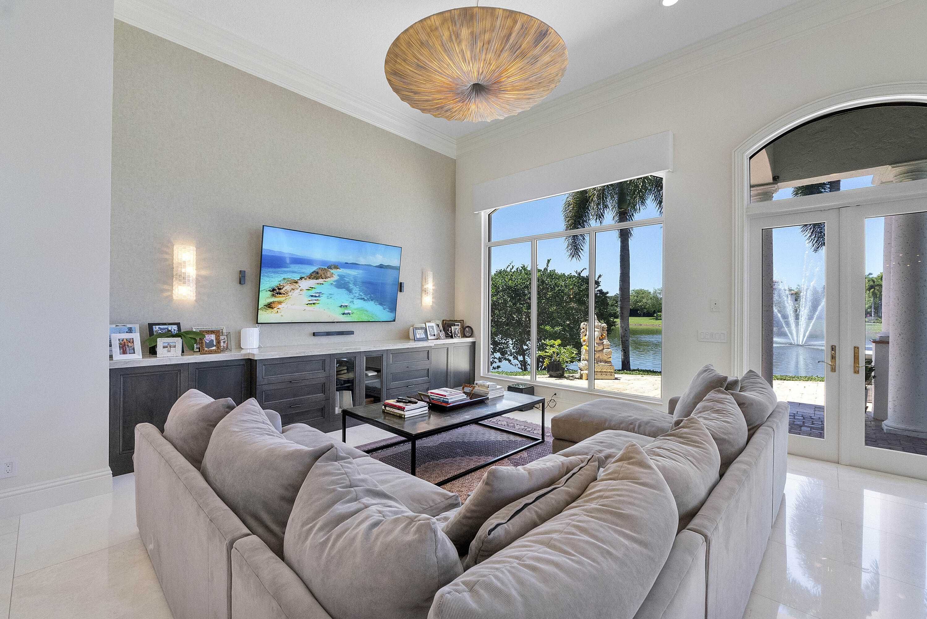 ENCLAVE - Residential