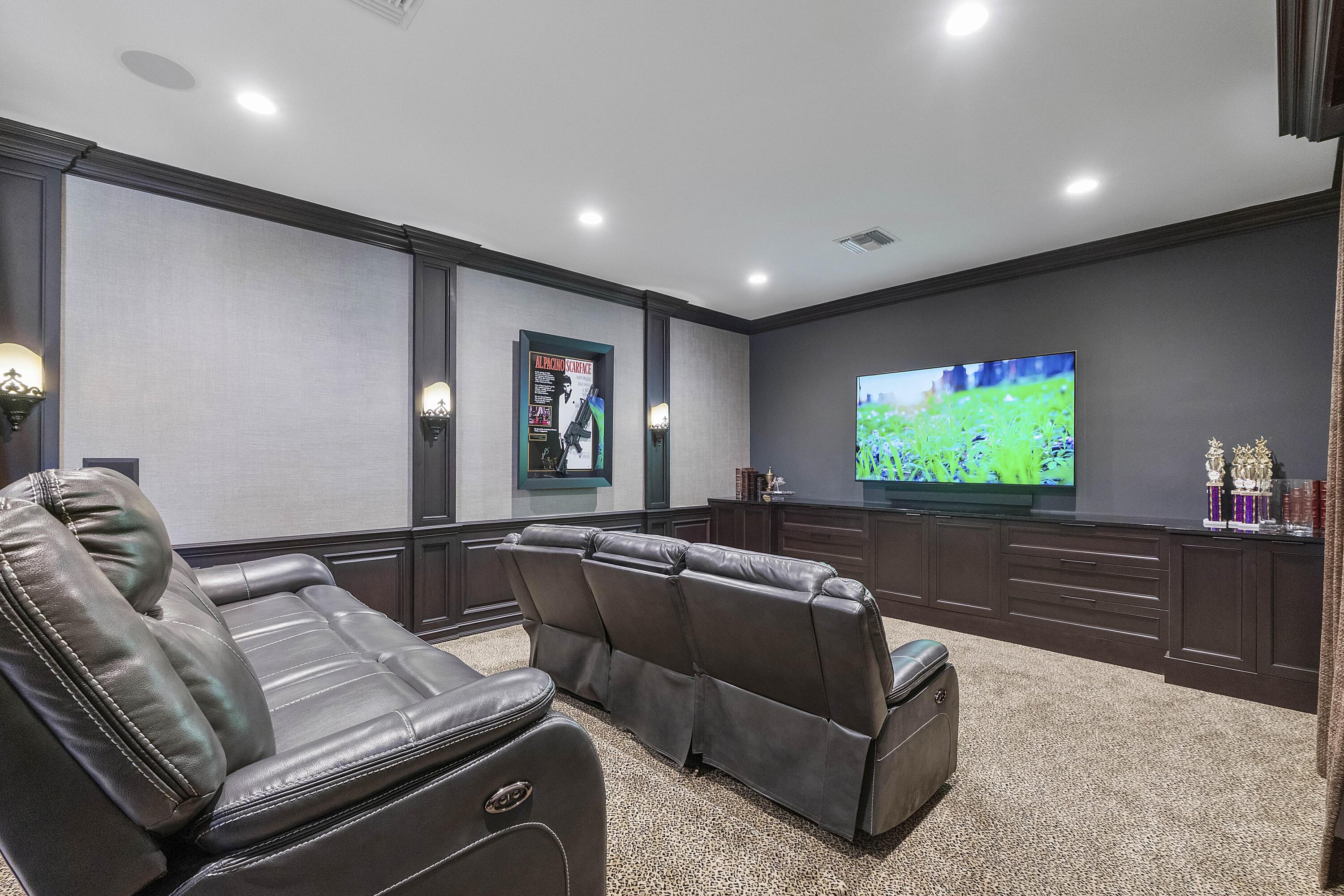 ENCLAVE - Residential