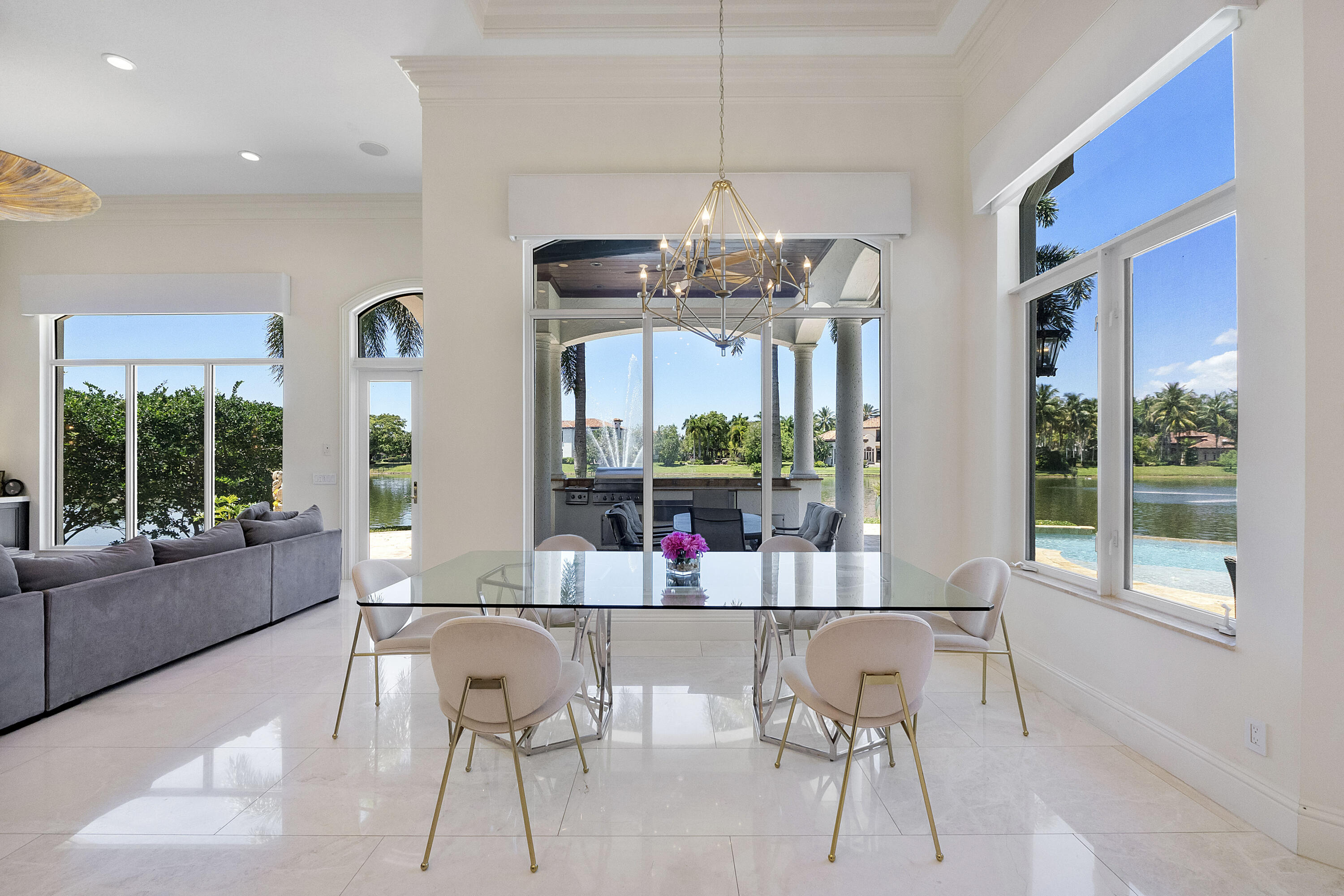 ENCLAVE - Residential