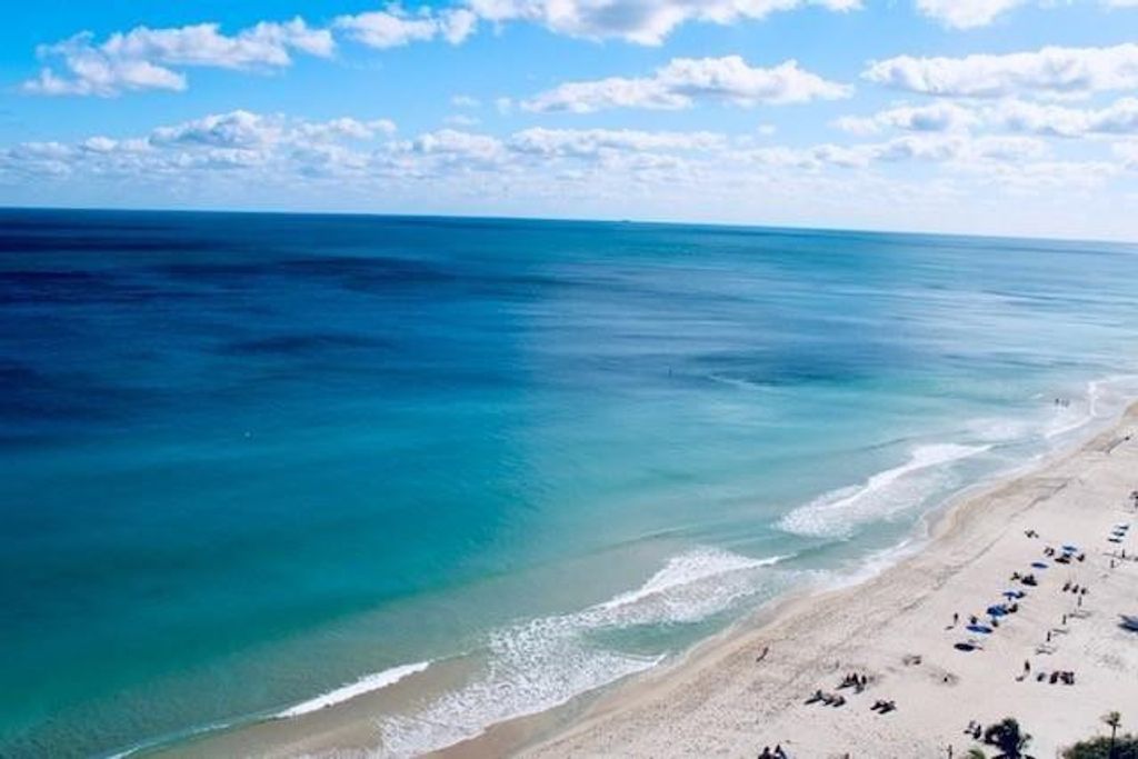 Photo of 3900 NE Galt Ocean Drive #914, Fort Lauderdale, FL 33308 (MLS # F10554248)