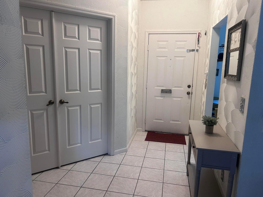 Photo of 81 VIA DE CASAS NORTE, Boynton Beach, FL 33426 (MLS # B26086420)