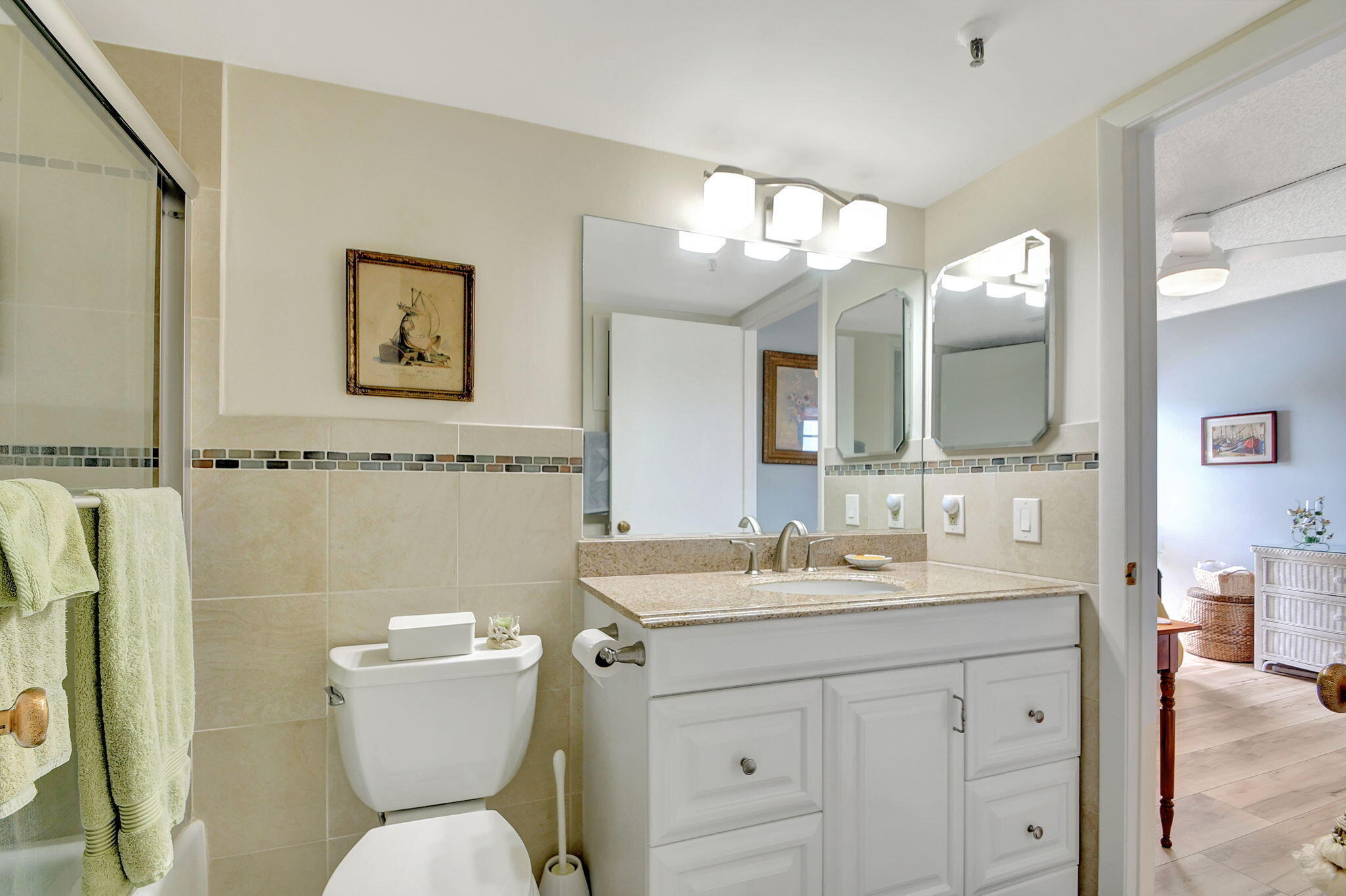 HUNTINGTON LAKES SEC TWO CONDOS - Residential