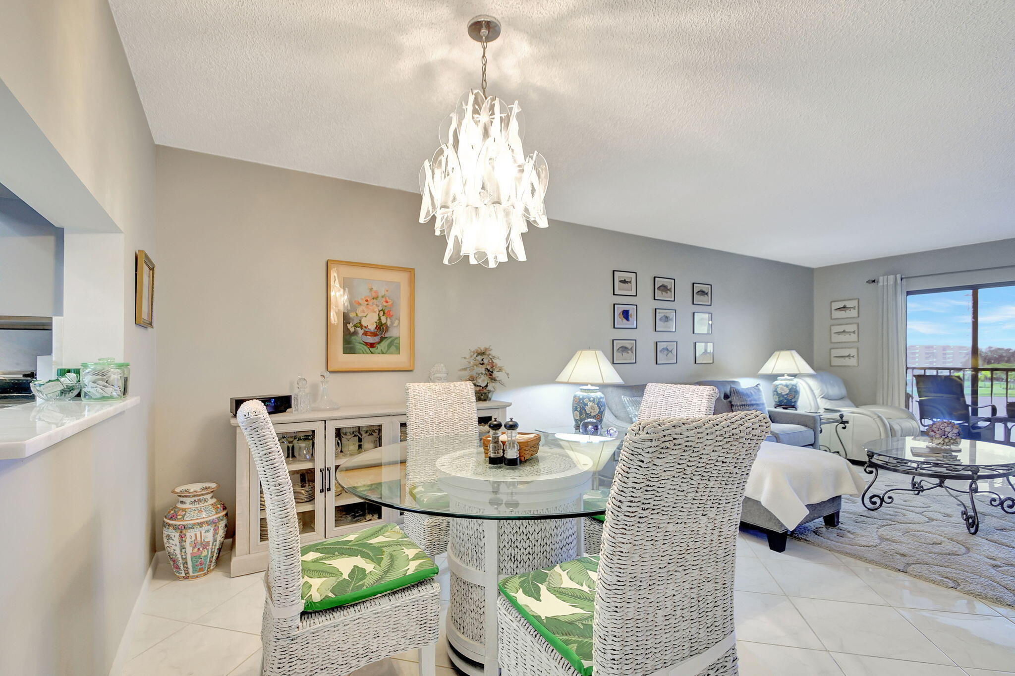 HUNTINGTON LAKES SEC TWO CONDOS - Residential